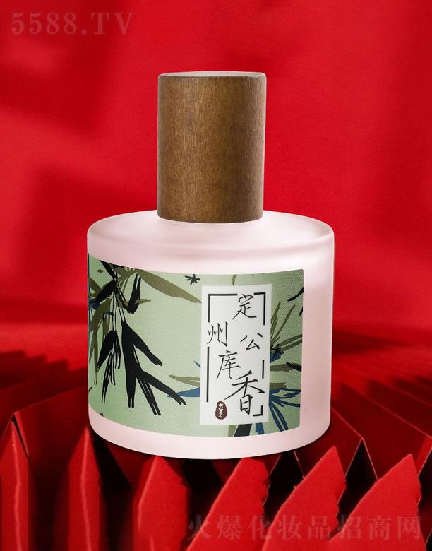 �㽭��ܽ�㻯�yƷ���޹�˾�����đ��˳�ϵ��Ůʿ��ˮ-���ݹ���(k��)��