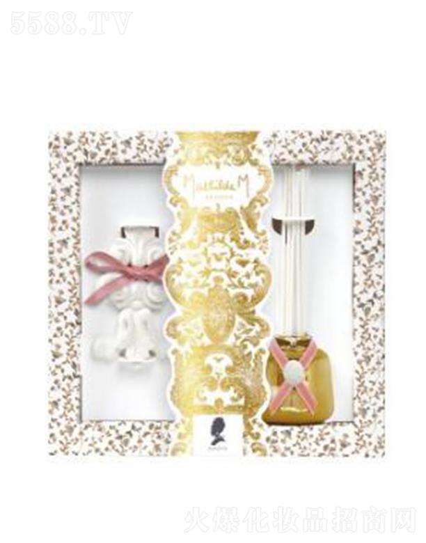 ������(�Ϻ�)Ʒ�ƹ����ɷ����޹�˾���Ϻ������� ��?sh��)۠��»ʼҶYٝ��նY�С�Ů����