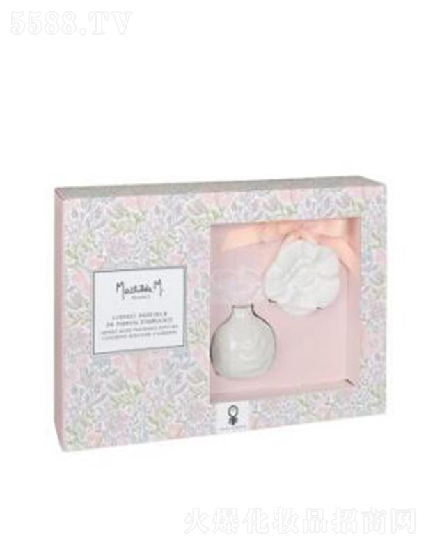 ������(�Ϻ�)Ʒ�ƹ����ɷ����޹�˾���Ϻ������� ��?sh��)۠��������ѻ���նY�С����FŮ����