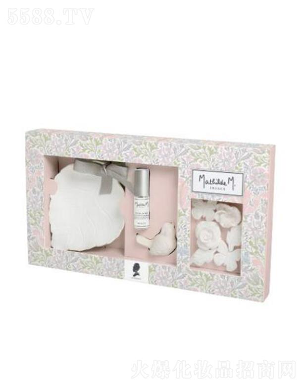 ������(�Ϻ�)Ʒ�ƹ����ɷ����޹�˾���Ϻ������� ��?sh��)۠�������@���ʯ��Y�С�Ů����