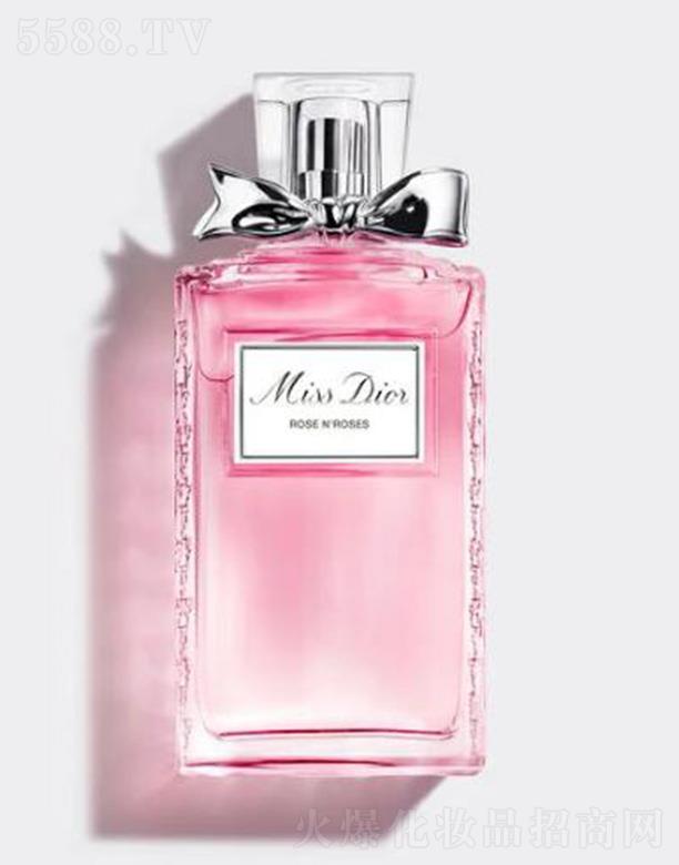 ��������̄�(w��)���Ϻ������޹�˾���ϊWС��õ���p������ˮ ����(l��i)�Gɫ������Ϣ�������¸��{(di��o)