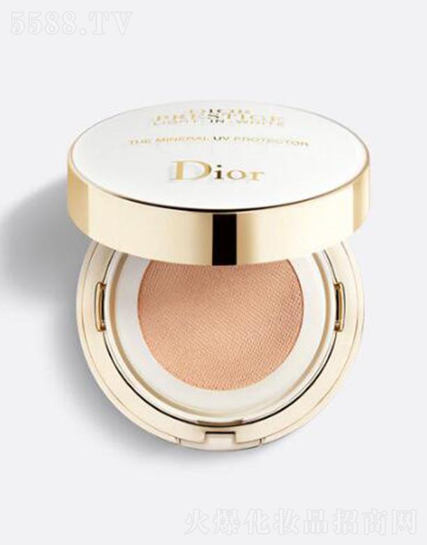 ��������̄�(w��)���Ϻ������޹�˾���ϊW���ع��͹���p����覵V�����|˪spf 50+ pa+++�p�ɱ�y�b�������g�S���a�y