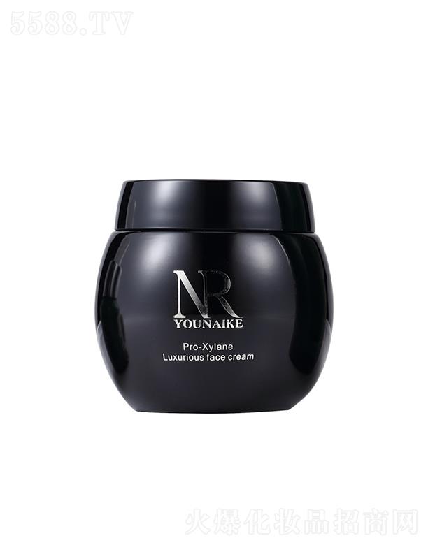 �V�|嫝�(r��n)����Ƽ����޹�˾��嫝�(r��n)�ڿ�����˪���Ȳ�ɫ����˪  ��ӟ���w