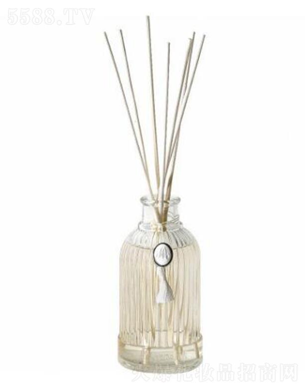 ������(�Ϻ�)Ʒ�ƹ����ɷ����޹�˾���Ϻ������� ��?sh��)۠��­h(hu��n)����Փ]�l(f��)Һ200ml �C �z�ῗ������