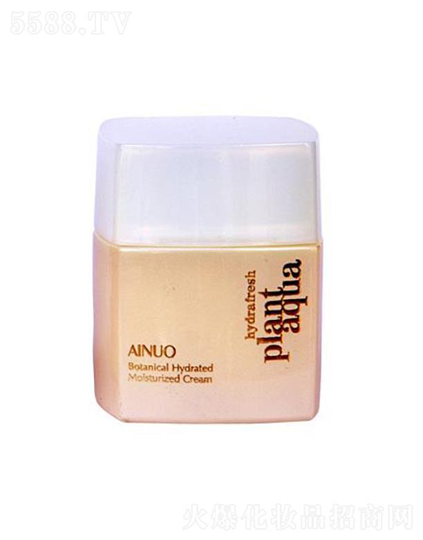 �Ռ��мΌ����û������޹�˾�����Zֲ��ˮ��(r��n)�����a(b��)ˮ˪