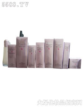 �W����ˮ��ϵ�и�˪