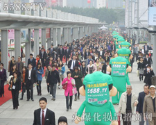 ���ڈ�(ji��n)�������ڳ�Խ�Ļ𱬑�(zh��n)ʿ