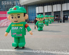 ��ͨ��ģ��������¶�^����Ц��Ⱥ����