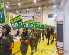 �Gɫ܊�b�����(du��)��Ӣ�˲��l(f��)�������C��