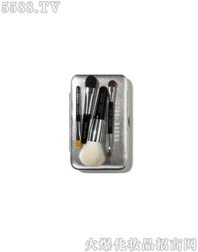 �űȲ�����Ŀ�Ɍ�����ˢ��4���M