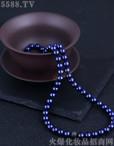 ϡ���B(y��ng)���(xi��ng)朡����{(l��n)ɫ