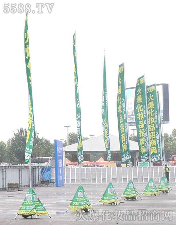 �𱬻��yƷ���̾W(w��ng)��ȡ�ø������˲�Ŀ�ĳɿ�(j��)