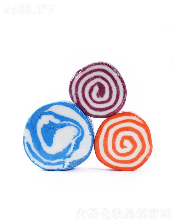 LIYALAN�����ǻ�ɫ�����坍ԡ�}��