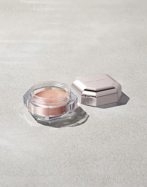 FentyBeauty3D��(m��ng)���W�� ��ӯõ���(����õ���)�A���yЧ�S���ƿ�