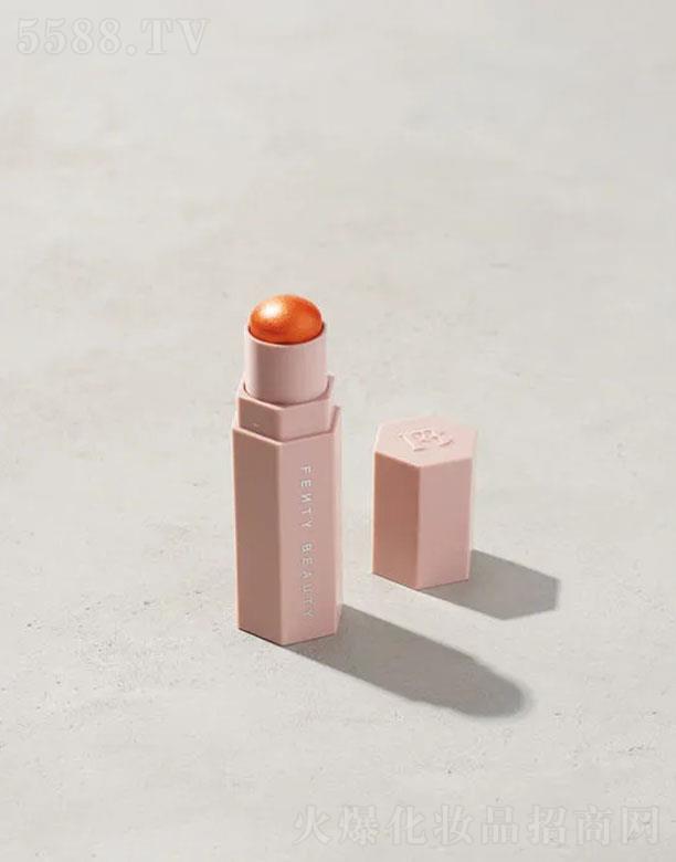 FentyBeauty��׃������� ����â��ɫ(ꖹ��ٲ�)