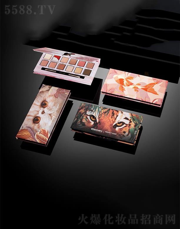 ������ӛʮ��ɫ��Ӱ�ĺ��b�Y��  ����Q���С؈�߻�