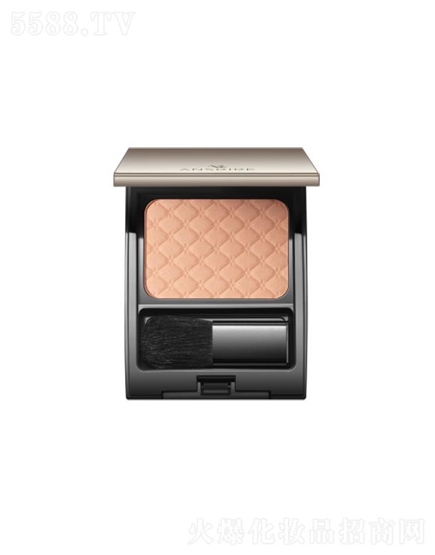 ���������R��ʹ�������t����ɫ��B20