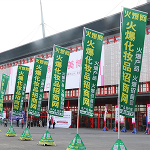 �𱬻��yƷ���̾W(w��ng)ͬ�ąf(xi��)�����ل�(chu��ng)�x����