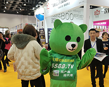 ���˵ĈԳ���͸¶�o�F����