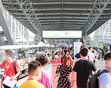 һ���S��һ���w�����𱬡���������(chu��ng)������E