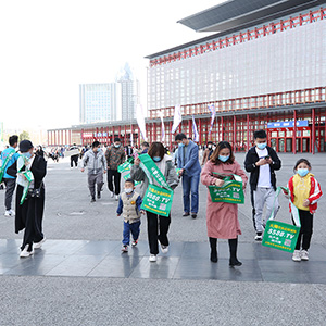 ���˵Ĉ�(ji��n)����͸¶�o�F����