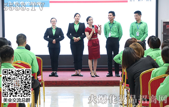 ׌�Y�x����ÿ����(x��)��(ji��)�����݃�(y��u)���^һ����