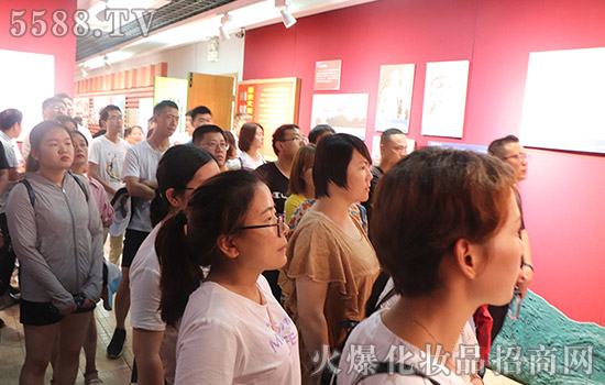 火爆新縣紅色之旅 火爆新縣紅色之旅