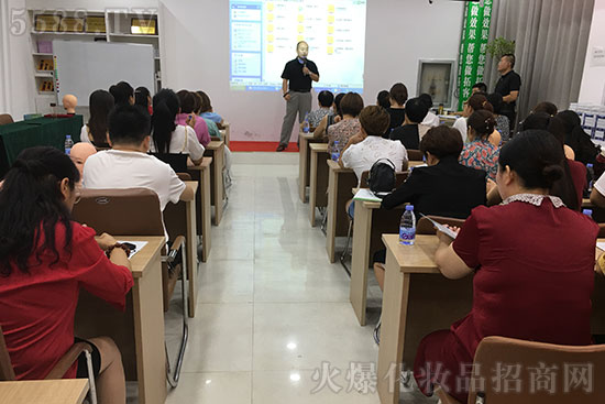 引爆財(cái)富、服務(wù)店家技術(shù)交流會(huì) 引爆財(cái)富、服務(wù)店家技術(shù)交流會(huì)