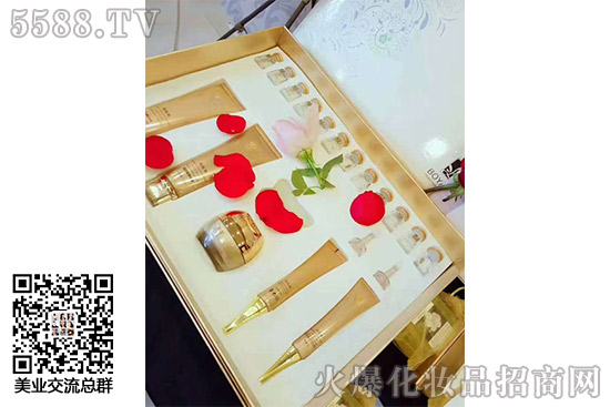 �Ϻ��ۃ�巻��yƷ���޹�˾