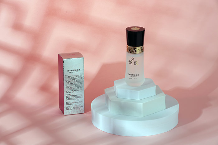 草本靚顏精華液 草本靚顏精華液