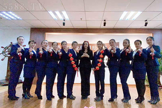 �V���w˹�_(d��)�����yȫ�w�T��ף���H���Ҹ���ؔ(c��i)�\(y��n)ԴԴ����