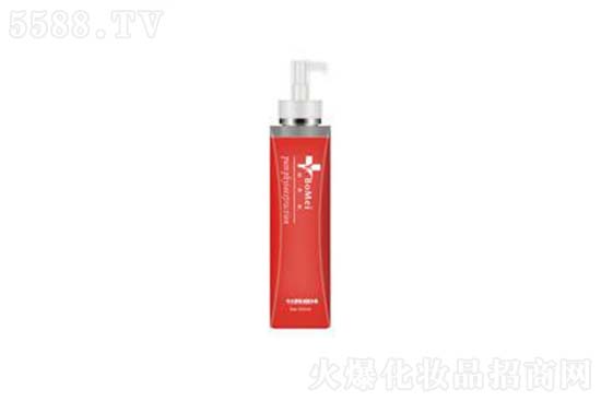 醫(yī)博美補(bǔ)水緊致潔面冰晶 醫(yī)博美補(bǔ)水緊致潔面冰晶