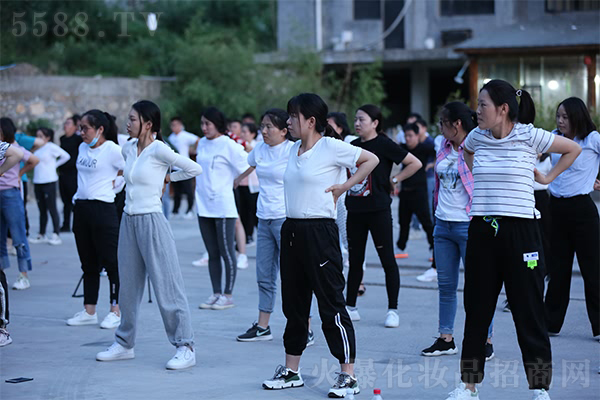 �W�����W�Ļ����I(l��ng)���Ͼ�ɽ�L��