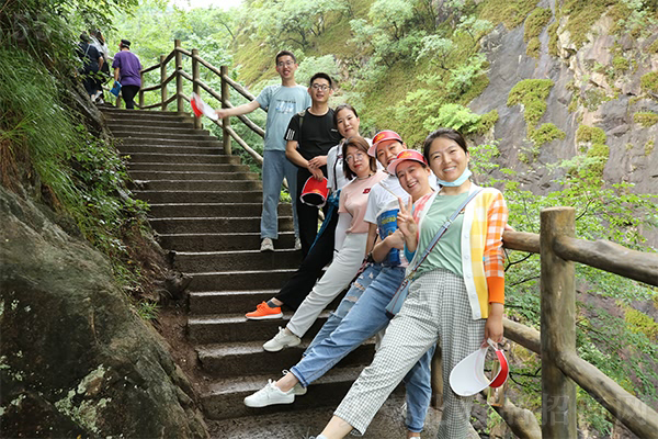 �߽��������߽����y(t��ng)�Ļ�