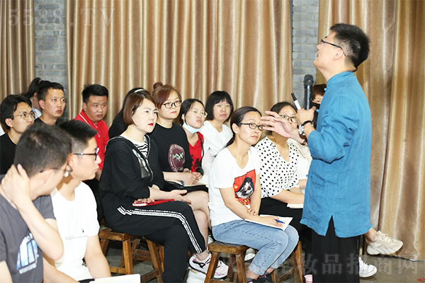 追夢谷中藏“仙境”,老君山上尋“真理” 追夢谷中藏“仙境”,老君山上尋“真理”