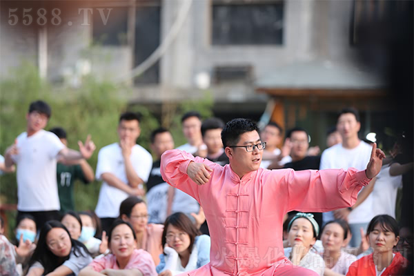 ���мtɫ�������W(xu��)��(x��)��(gu��)�W(xu��)��(j��ng)�䣬�𱬾W(w��ng)2021�Ͼ�ɽ֮����