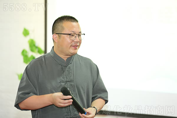 һ������һ�l����һ��������һ��ǰ�M��