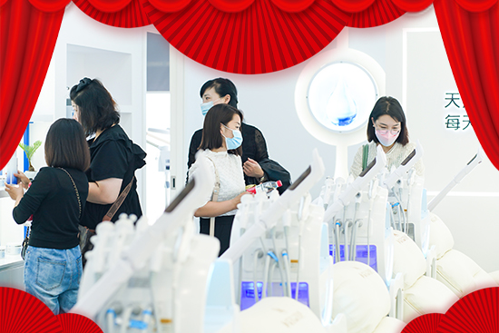 施瑞萊洗臉吧祝您兔年好運(yùn)擋不住,兔年財源滾滾來! 施瑞萊洗臉吧祝您兔年好運(yùn)擋不住,兔年財源滾滾來!