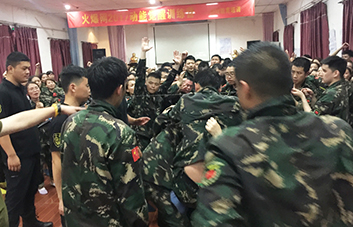 �U���ٸߣ��߲��^�҂��Ķ�־��