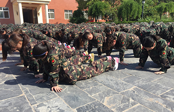 Ӣ���Sˬ���]�гC��������ֻ�Јԏ���