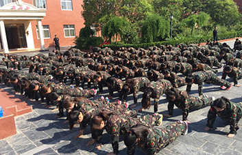 �ߜ��˿������������I���Գֲ��ŗ���