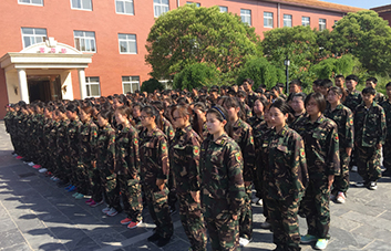 ���P�Α��P��ȫ�w�ˆT�鷸�e�W�T�I����