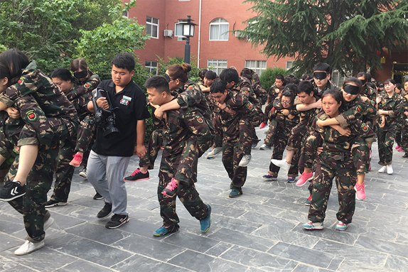 ��(j��ng)�v�D���ĥ�y���w��H������������F