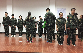 ���س��Z����Ը�����Լ��S�µđ��P�Z����