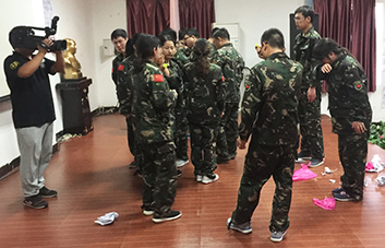 Ҫ��Ȅe�˃�(y��u)�㣬��Ҫ�����������κ��˵�Ŭ����