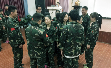 ٝ���e�����ի@�옷��