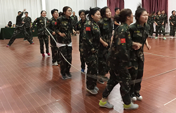 �����X�ѡ��Ʊ��O�����@һ·�҂��A��Ư����