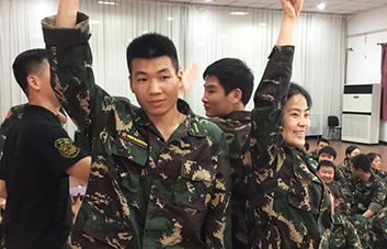 �\�I�ᢷ��ɛQ��ǧ��������ؠ��������A������