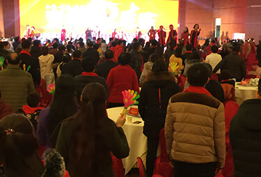 ���@�����҂����h���B�ģ����@����һ��ƴ��һ���A��