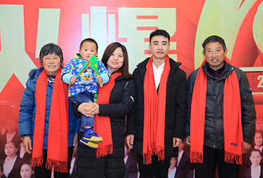 �M�M�Ķ����Ҹ����𱬾W(w��ng)�T���c���˺�Ӱ���